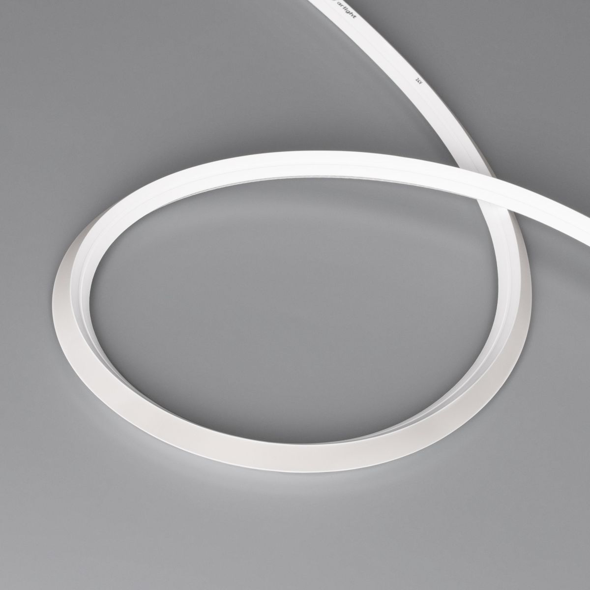 Светодиодная лента герметичная Arlight MOONLIGHT-3D-X544-10x10mm 24V Warm3000 (8 W/m, IP67, 5m, wire x1) (Вывод боковой) 055190 055190 - магазин электротехники Electroshop
