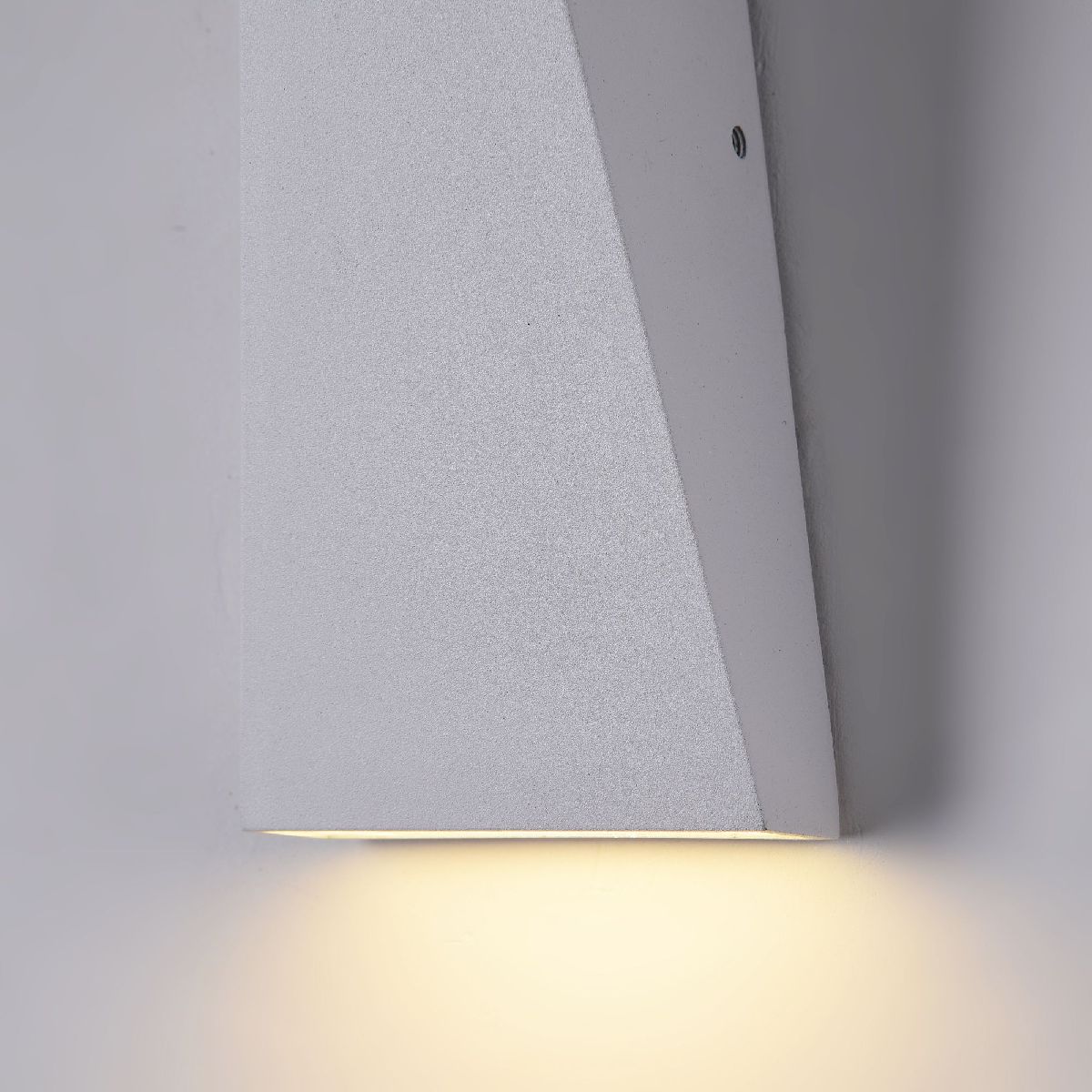 Уличный настенный светодиодный светильник Maytoni Times Square O580WL-L6W O580WL-L6W - магазин электротехники Electroshop