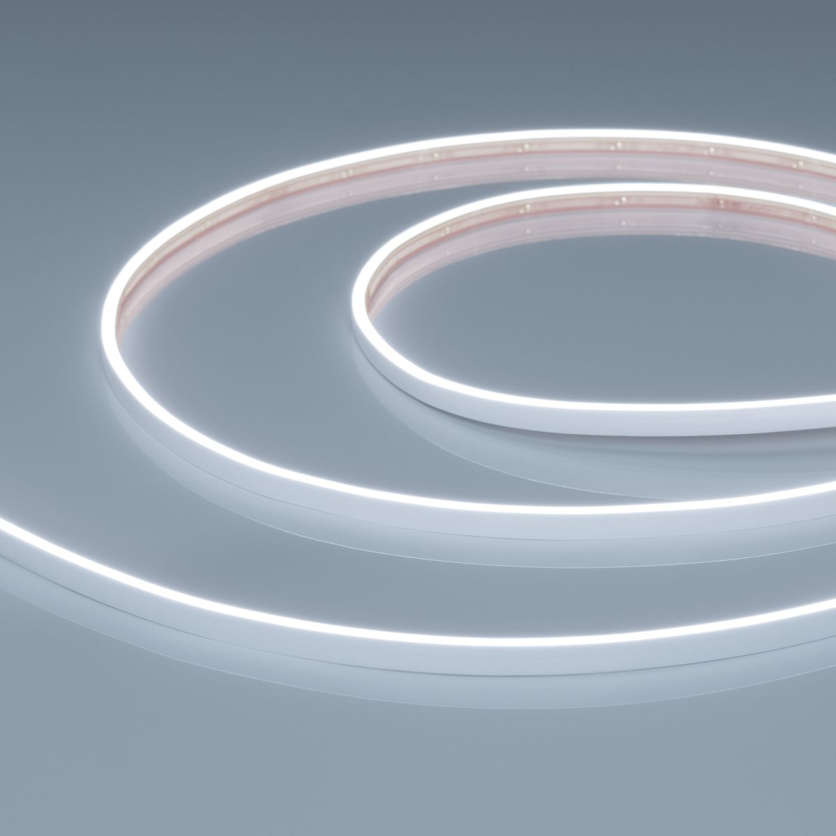 Светодиодная лента герметичная Arlight VELA-M240-2.5x6mm 24V White6000 (5 W/m, IP65, 5m) 053266 053266 - магазин электротехники Electroshop