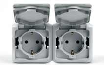 Розетка двойная IP44 Legrand Quteo с заземлением со шторками серая 782353 782353 - магазин электротехники Electroshop