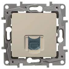 Розетка компьютерная Legrand Etika 1xRJ45 кат. 6e UTP, слоновая кость (бежевый) 672353 672353 - магазин электротехники Electroshop