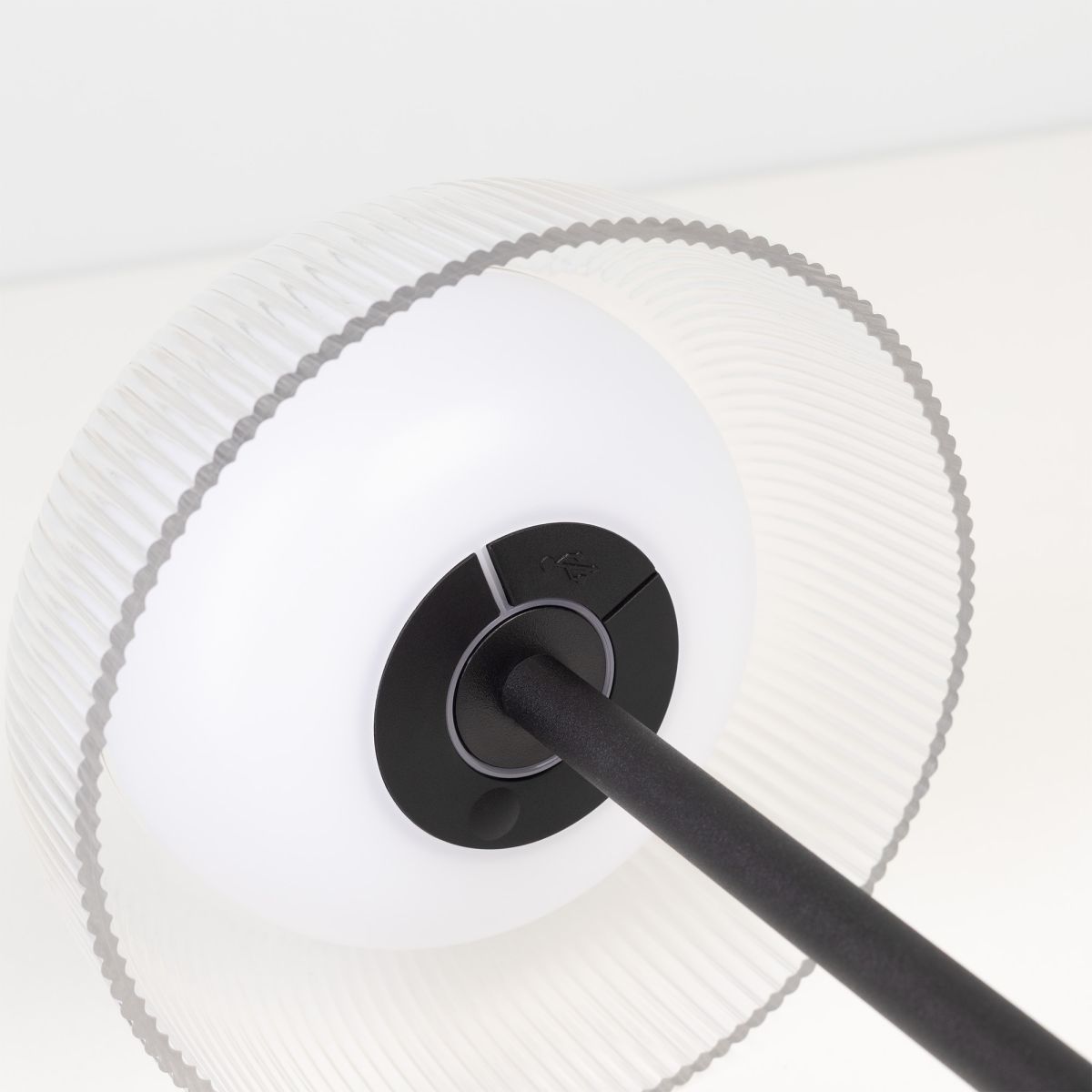 Настольная лампа аккумуляторная Arlight SP-KWALLEN-4.7W Warm2700 (Черный, 130 deg, 5V) (IP54 Металл) 060829 060829 - магазин электротехники Electroshop