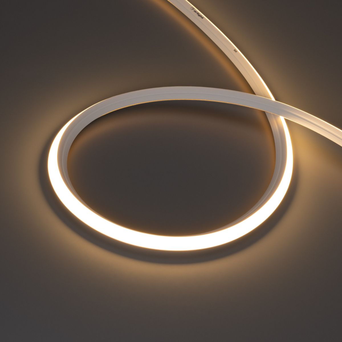 Светодиодная лента герметичная Arlight MOONLIGHT-3D-X544-10x10mm 24V Warm3000 (8 W/m, IP67, 5m, wire x1) (Вывод боковой) 055190 055190 - магазин электротехники Electroshop