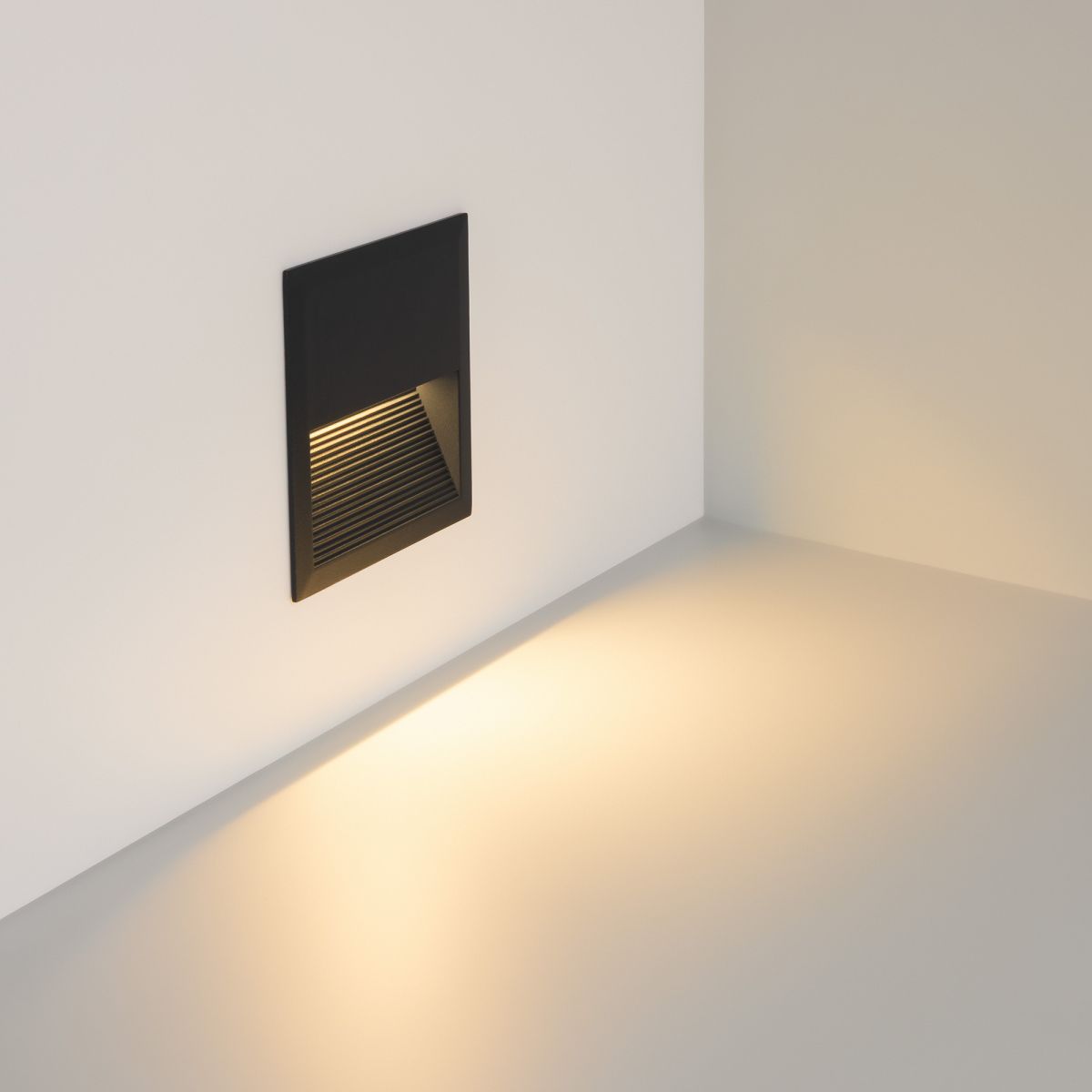 Светильник для ступеней Arlight LTD-RIBONIK-S135x135-5W Warm3000 (Черный, 50 deg, 230V) (IP65 Металл) 062914 062914 - магазин электротехники Electroshop