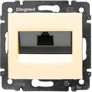 Компьютерная розетка серии Valena RJ45 Cat. 6 UTP 1 выход монтаж на винтах. Цвет - слоновая кость 774142 774142 - магазин электротехники Electroshop