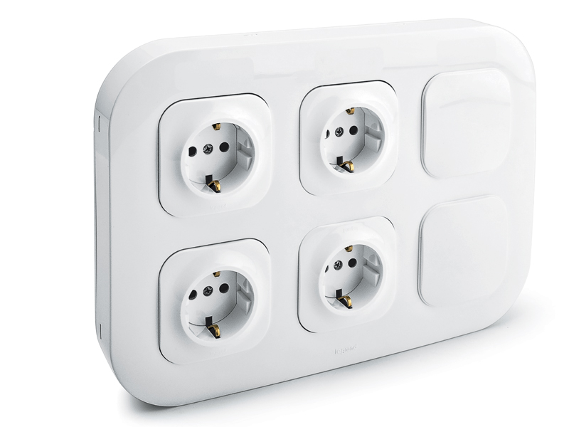 Рамка 6 постов Legrand Quteo белая 782296 782296 - магазин электротехники Electroshop