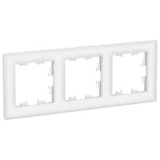 Рамка AtlasDesign Nature 3 поста оргстекло белый Systeme Electric ATN320103 ATN320103 - магазин электротехники Electroshop