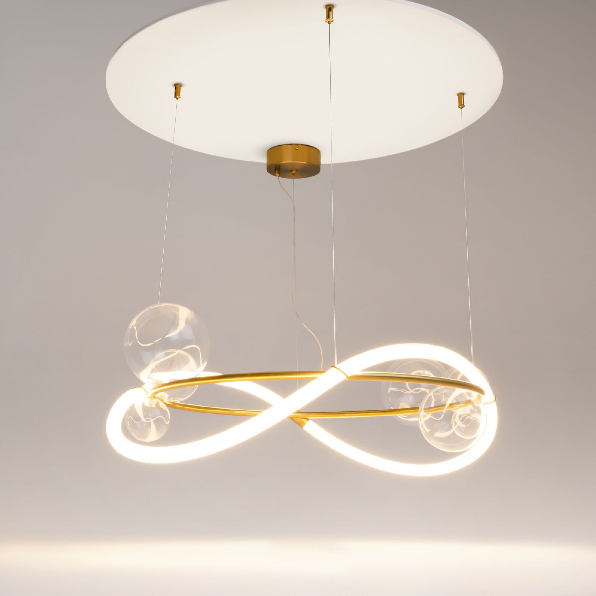 Подвесная люстра Maytoni Oasis MOD289PL-L44BS3K MOD289PL-L44BS3K - магазин электротехники Electroshop