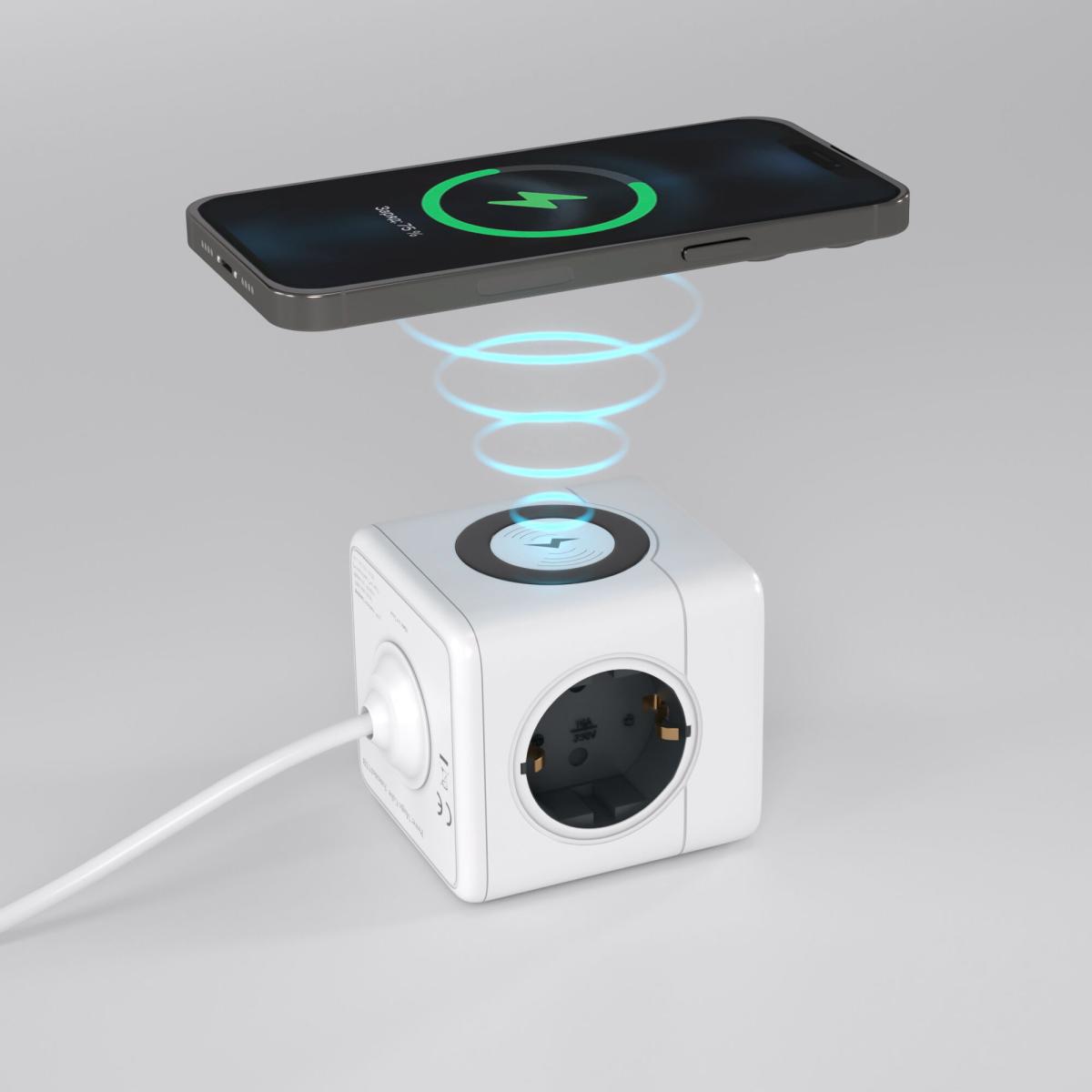 Розеточный блок 3-местный + 3 USB + беспроводная зарядка Werkel 4690389204265 W6513501 a066454 4690389204265 - магазин электротехники Electroshop