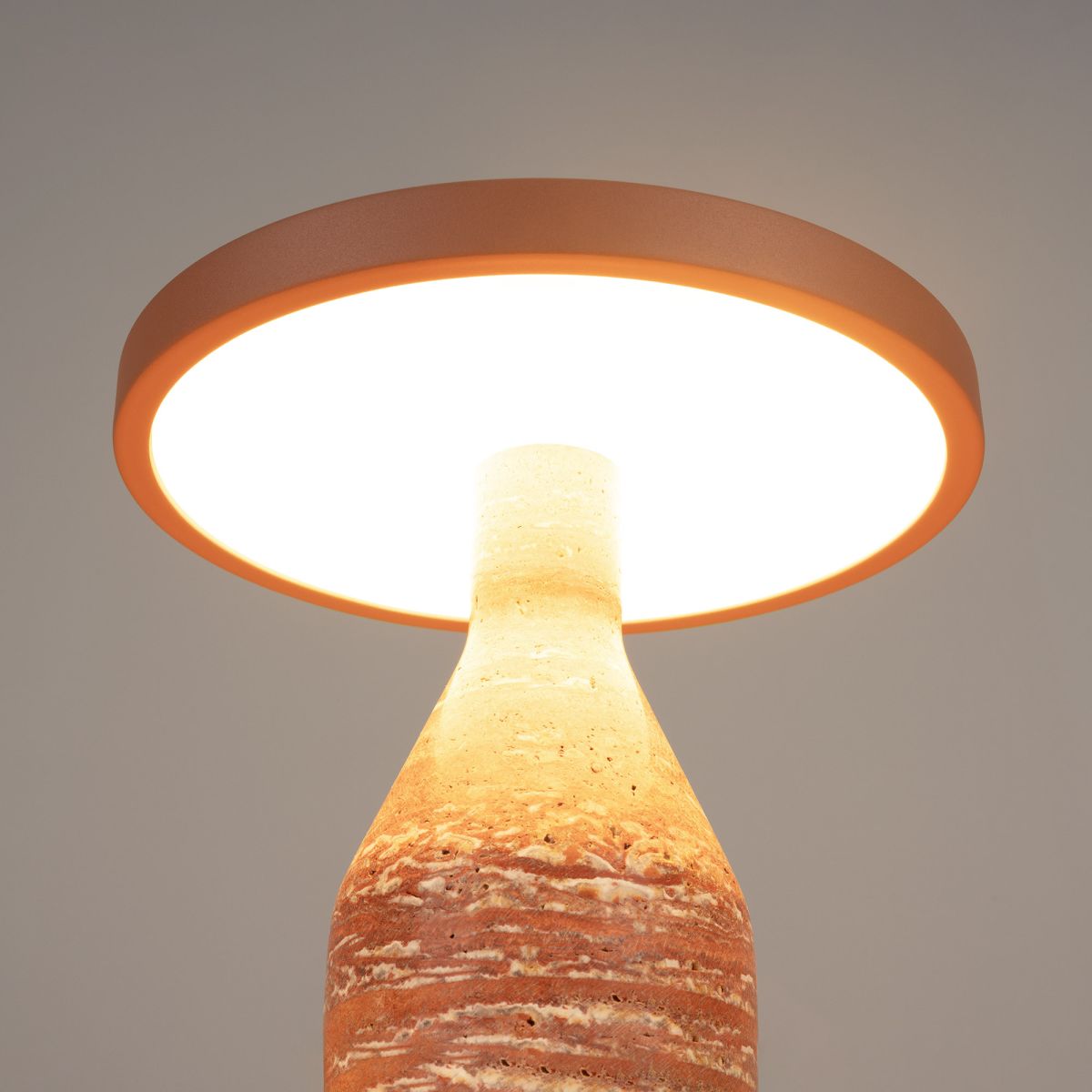 Настольная лампа Arlight SP-CROOD-TAB-R22.5x24-7W Warm3200-MIX (RD-BRG, 140 deg, 230V) (IP20, Травертин) 061732 061732 - магазин электротехники Electroshop