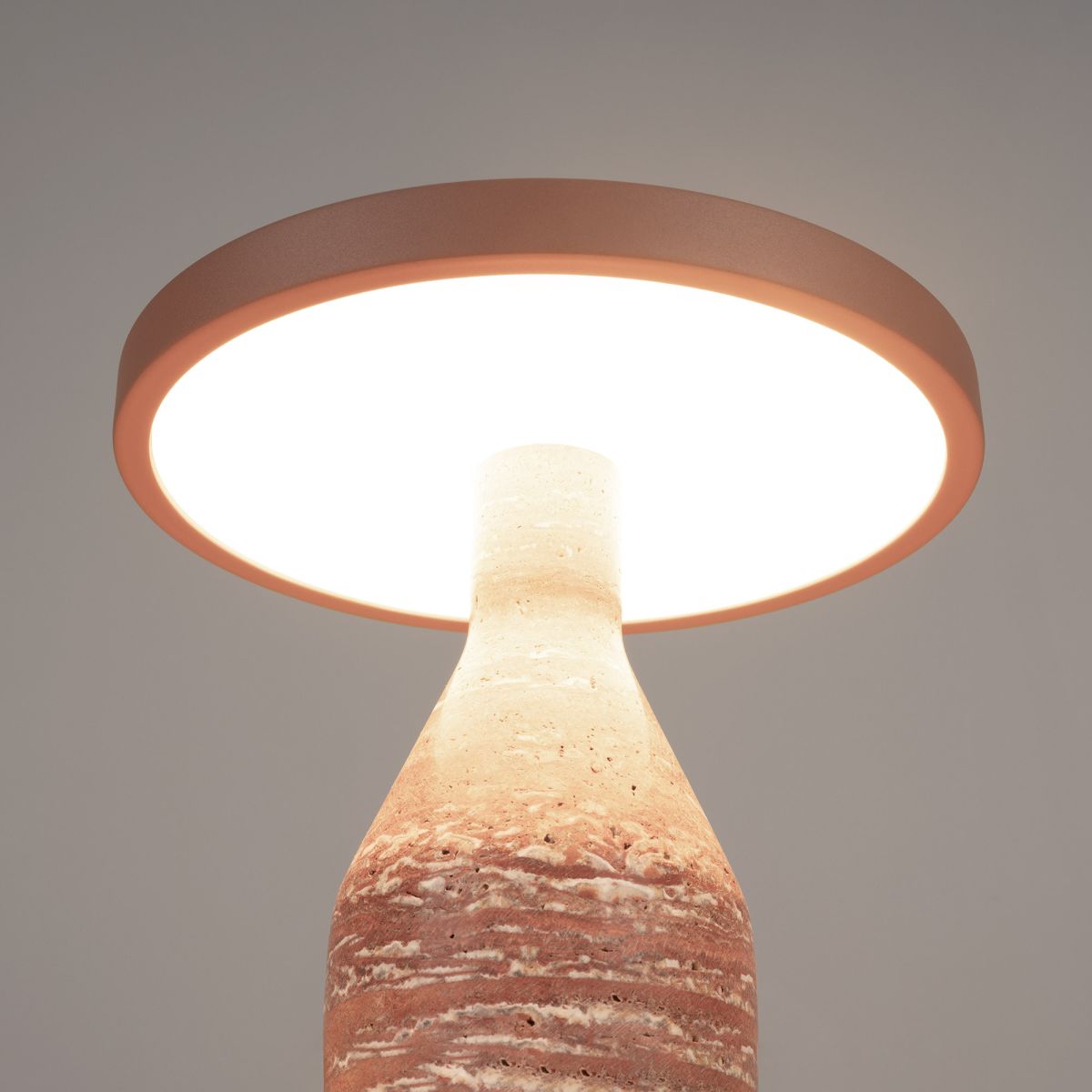Настольная лампа Arlight SP-CROOD-TAB-R22.5x24-7W Warm3200-MIX (RD-BRG, 140 deg, 230V) (IP20, Травертин) 061732 061732 - магазин электротехники Electroshop