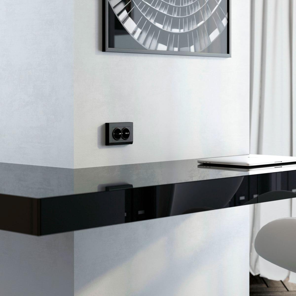 Рамка Werkel Stark для двойной розетки черный W0081808 4690389162107 4690389162107 - магазин электротехники Electroshop