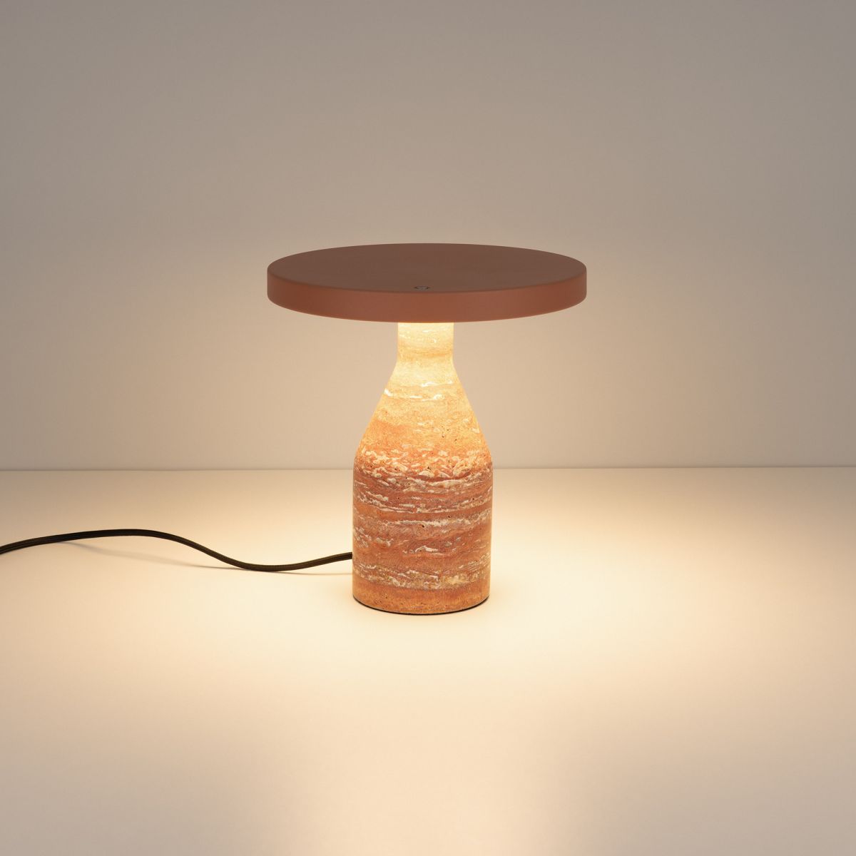 Настольная лампа Arlight SP-CROOD-TAB-R22.5x24-7W Warm3200-MIX (RD-BRG, 140 deg, 230V) (IP20, Травертин) 061732 061732 - магазин электротехники Electroshop